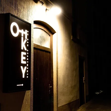 Apart-hotel Oh Key - Unlock Your - Zentral In Fulda-city